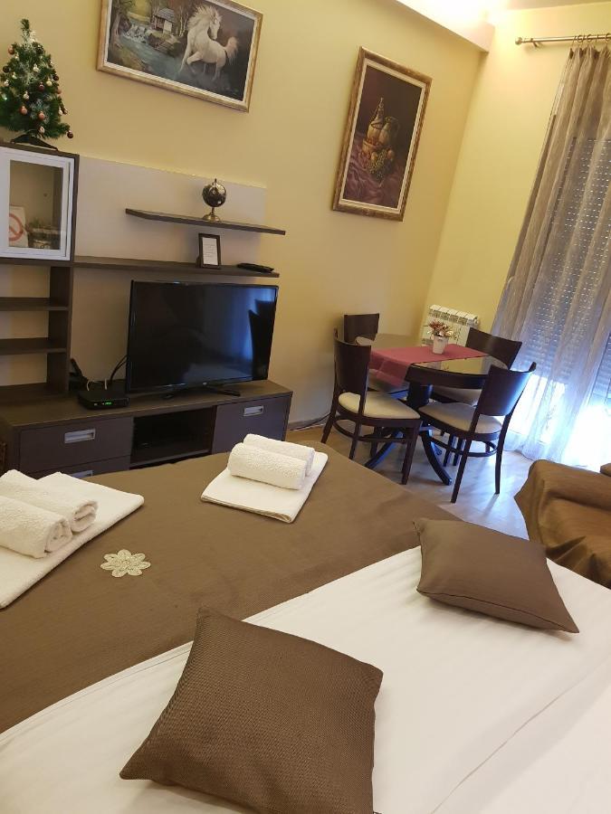 Apartament Jolie Belgrad Zewnętrze zdjęcie